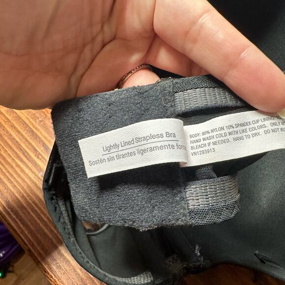 Auden Women's Black Lightly Lined Strapless Bra Size 34C - Picture 8 of 12